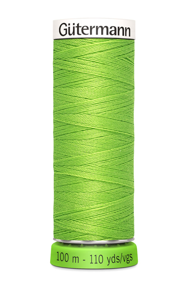 Lys grøn sytråd - Recycled / genanvendt - 100 meter